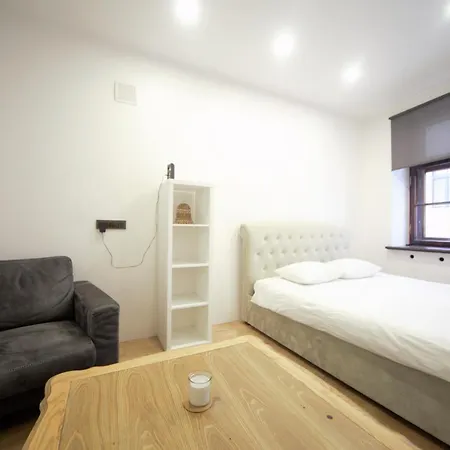 Apartamento Old Town & *