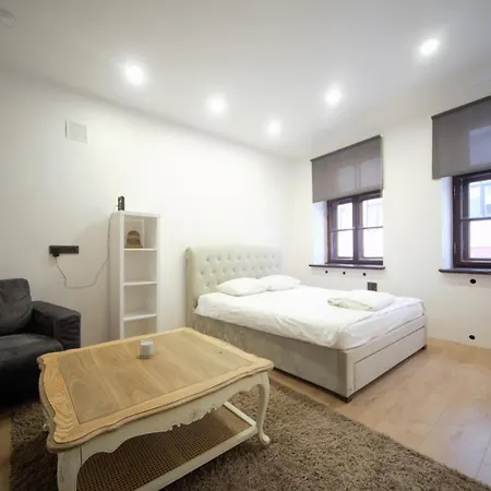 Apartamento Old Town & *