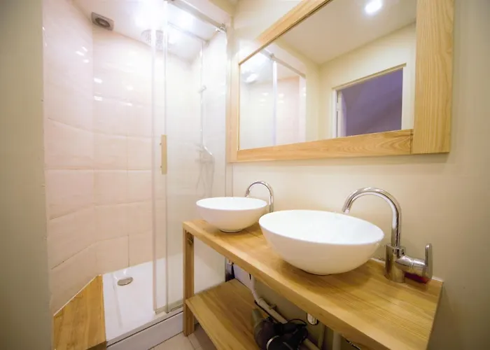 Dzīvoklis Old Town Apartments & *